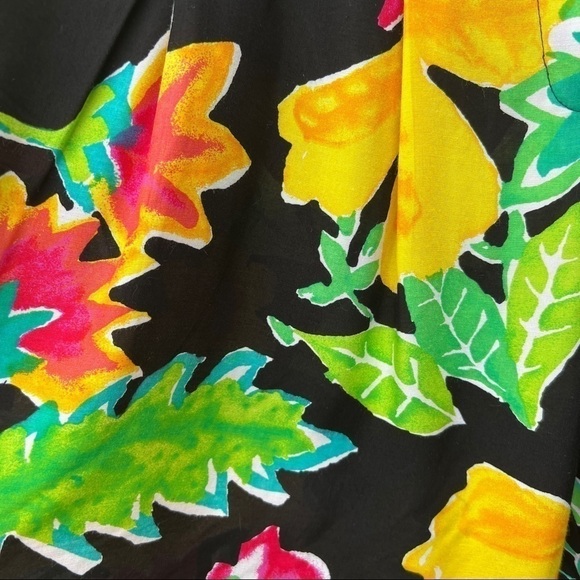 Vintage Pleated High Rise Colourful Lightweight Wide Leg Trouser Shorts - Picture 8 of 10